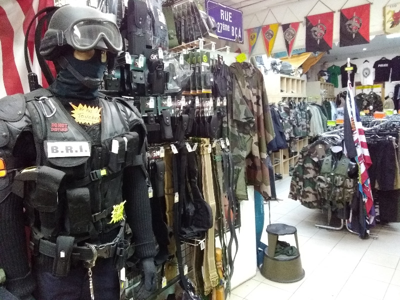 Accessoire chaussures d'intervention - Vêtements sécurités - Achat vente  Surplus militaire